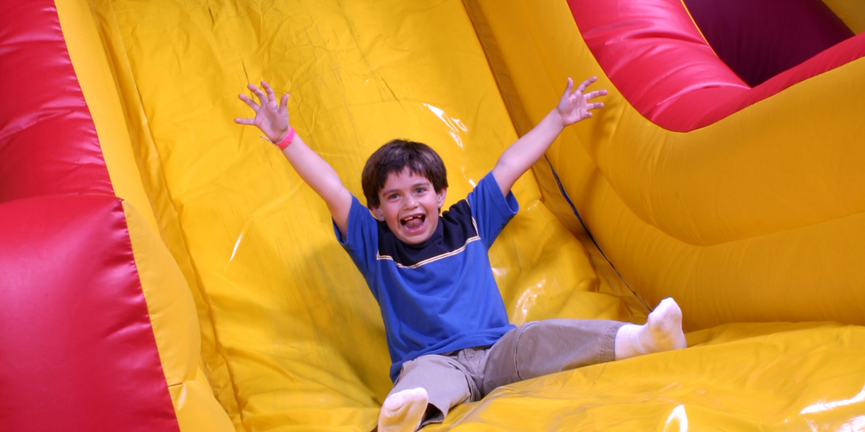 Inflatable bounce house slider